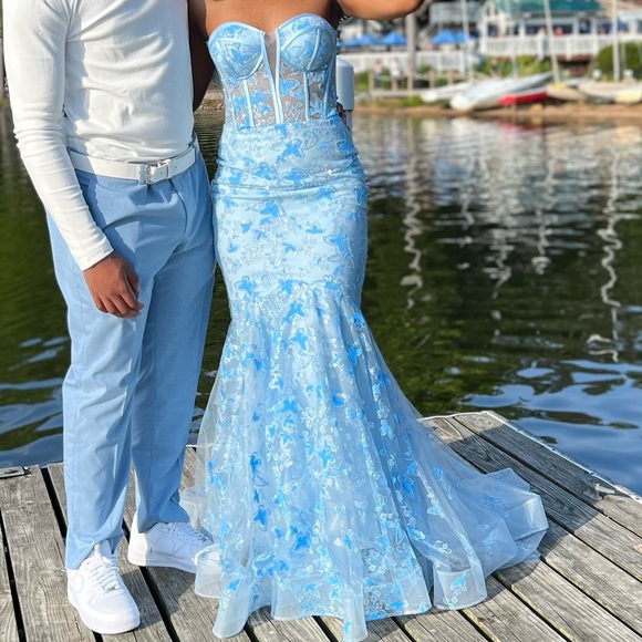 Corset, elegant dress - Picture 3 of 5